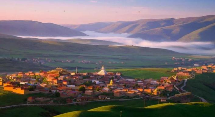 公司为甘孜州国资公司提供集团管控与投融资咨询服务
